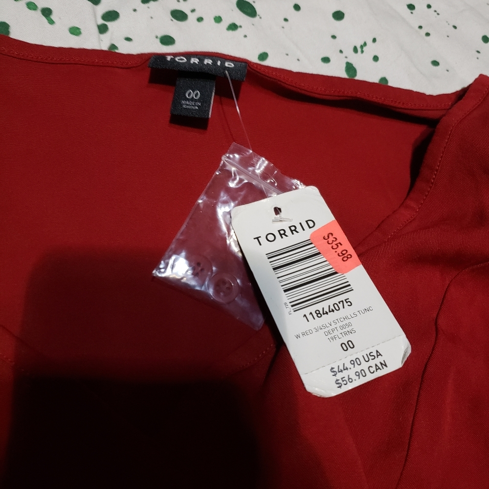 Silky Red Button Down - Picture 8 of 9
